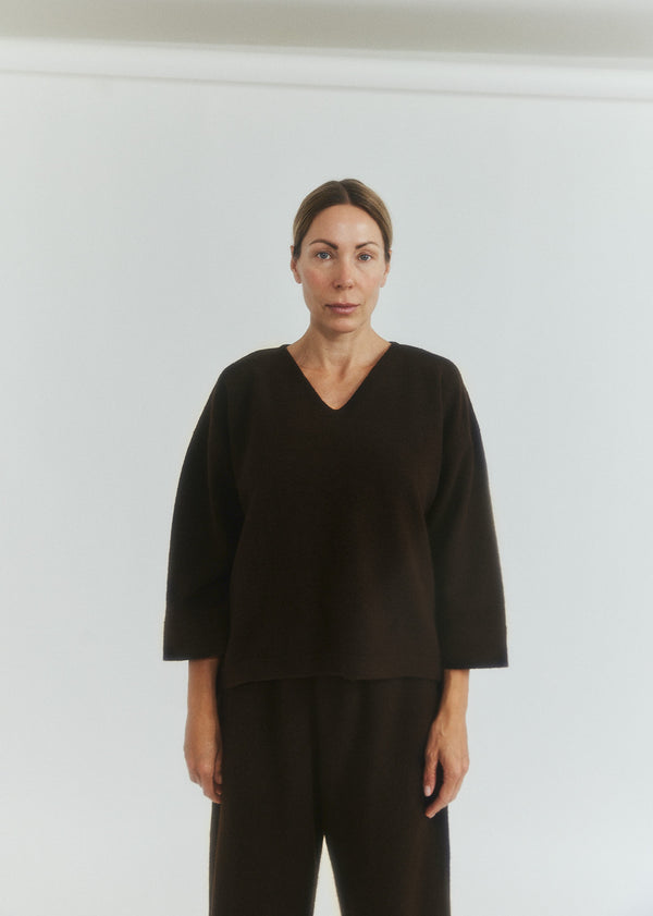 Leisure V Neck - Brown Wool