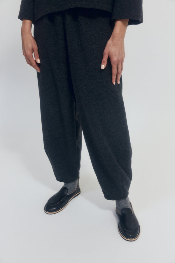 Berry Pants - Dark Grey