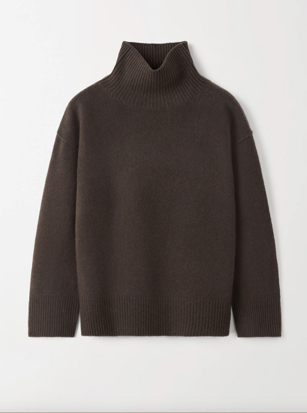 Boyfriend Turtleneck - Chocolate