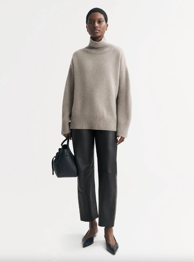 Boyfriend Turtleneck - Greige