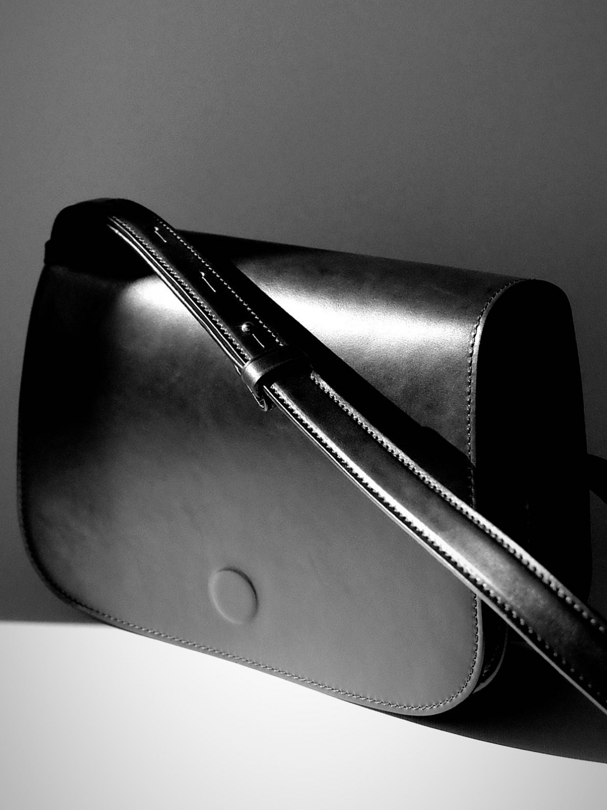 MADRID 02 BAG - LARGE BLACK