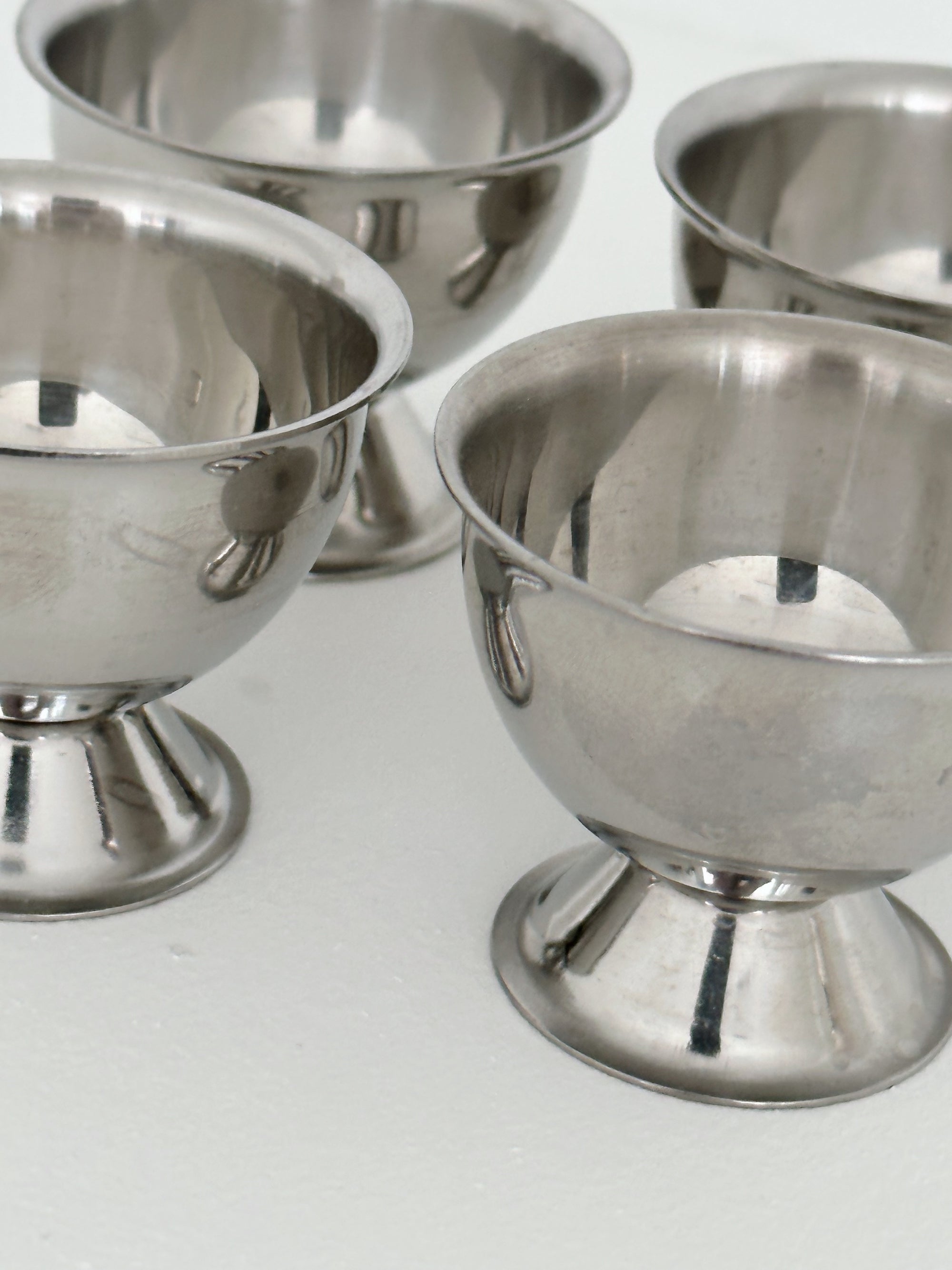STAINLESS STEEL EGG CUPS